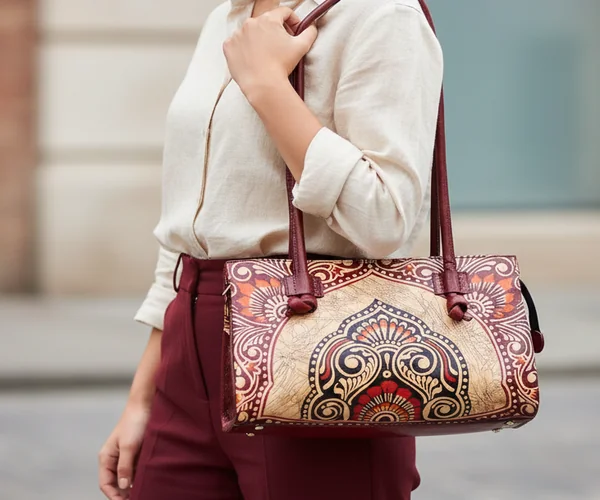 Crafts of India Exclusive Batik Design Ethnic Hand Made Shantiniketan Leather Indian Shoulder Bag