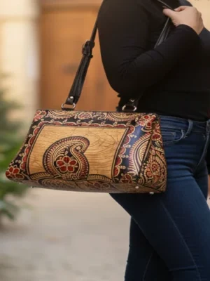 Crafts of India Paisley Batik Design - Pure leather Handmade Shantiniketan Shoulder Bag