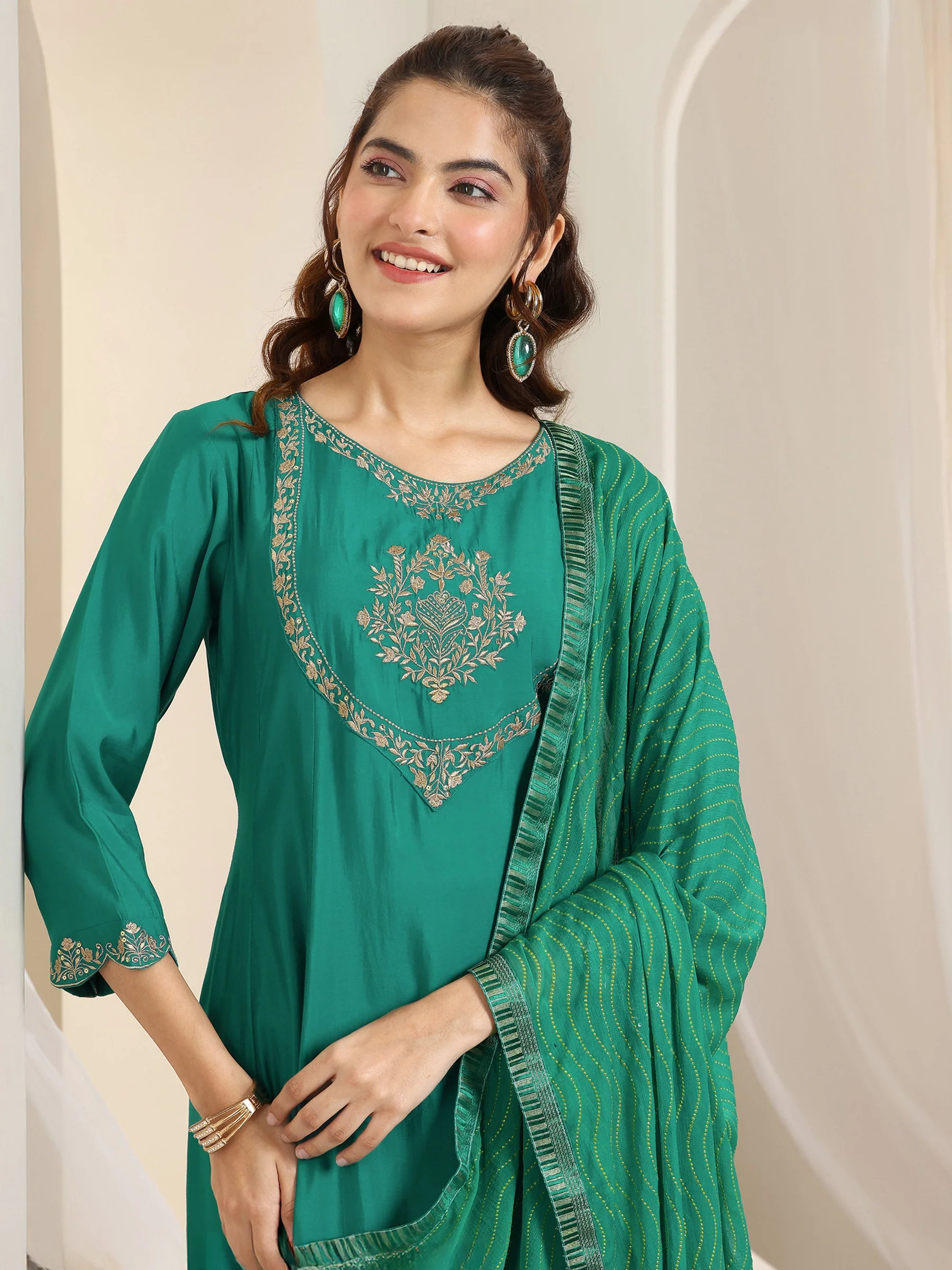 Teal Yoke Design Silk Blend A-Line Suit Set With Dupatta - Image 3