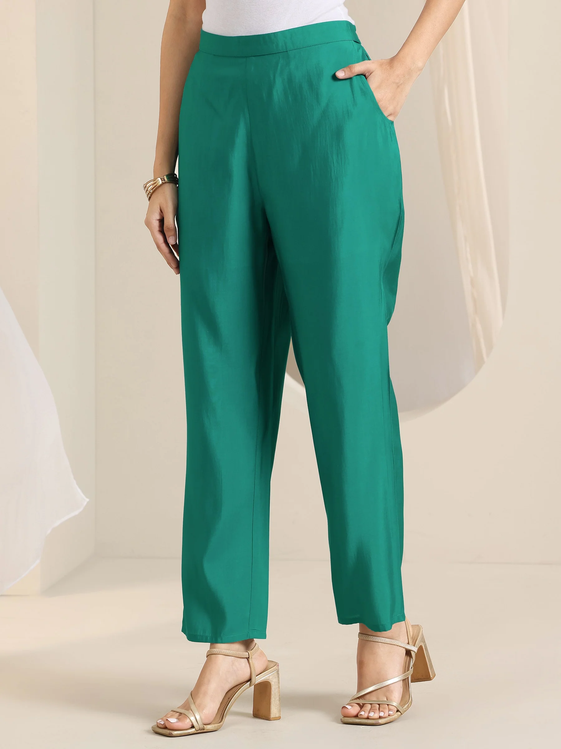 Teal Yoke Design Silk Blend A-Line Suit Set With Dupatta - Image 4